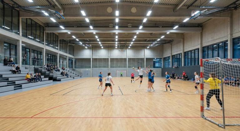 Handball féminin à Vaulx-en-Velin : du jeu à la performance